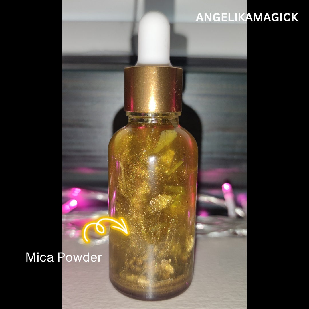 Yksi 30 ml pullo käsintehtyä rituaali- ja maagista öljyä PLUS yksi 5 ml pullo LAHJA - Aikomusöljy - Loitsuoil - Hekilahjaöljy - Angelika Magick