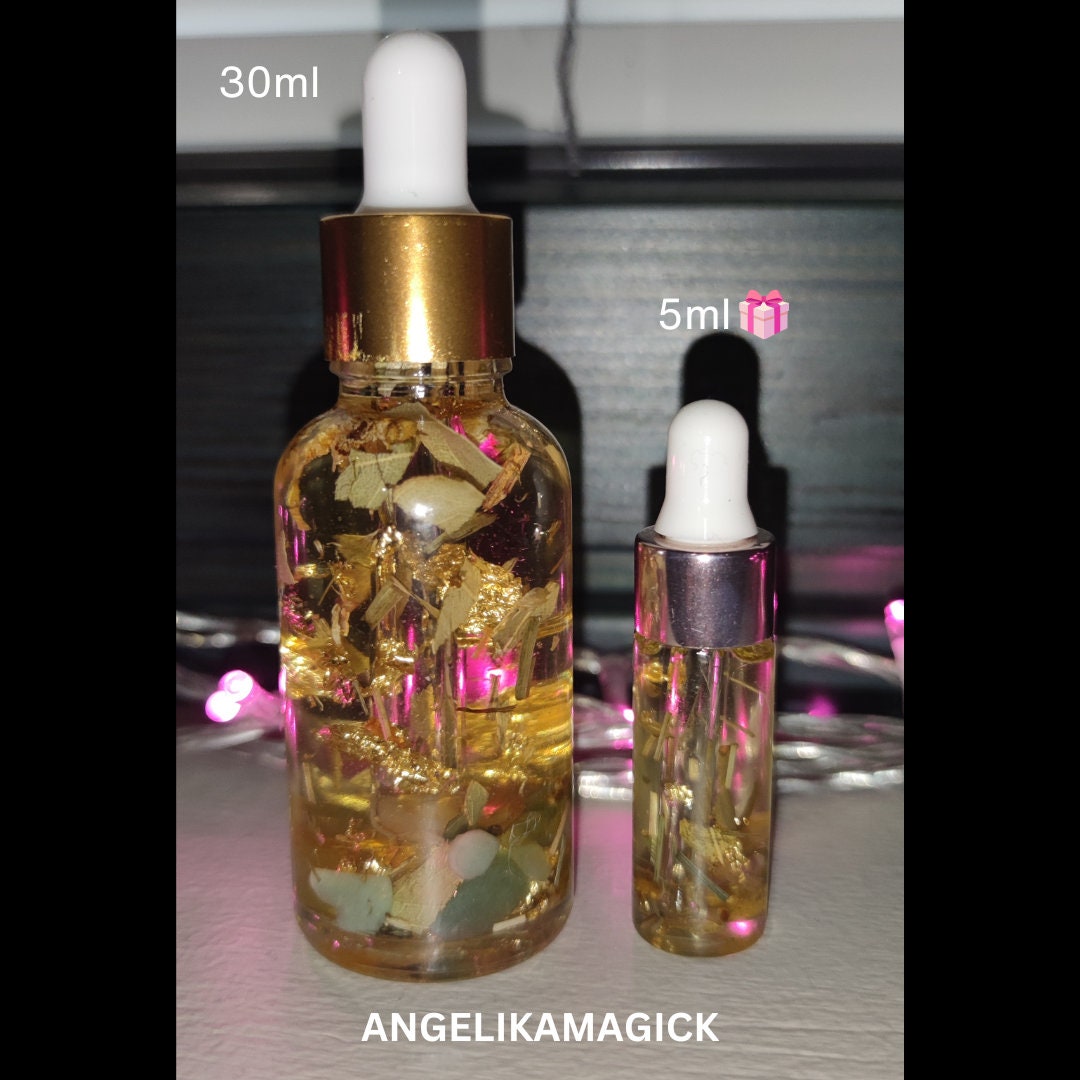Yksi 30 ml pullo käsintehtyä rituaali- ja maagista öljyä PLUS yksi 5 ml pullo LAHJA - Aikomusöljy - Loitsuoil - Hekilahjaöljy - Angelika Magick